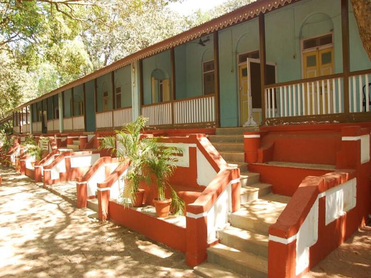 Cecil Hotel Matheran Kültér fotó