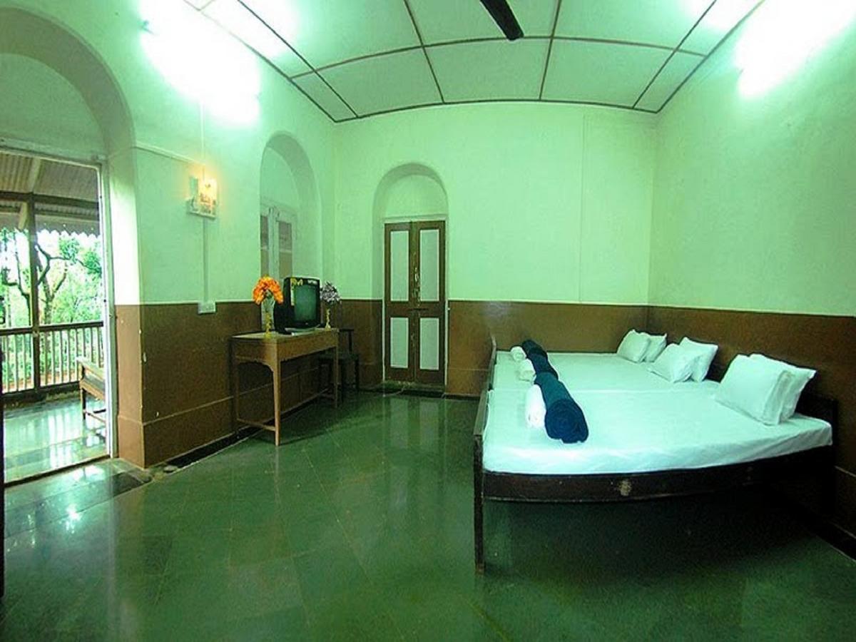 Cecil Hotel Matheran Kültér fotó