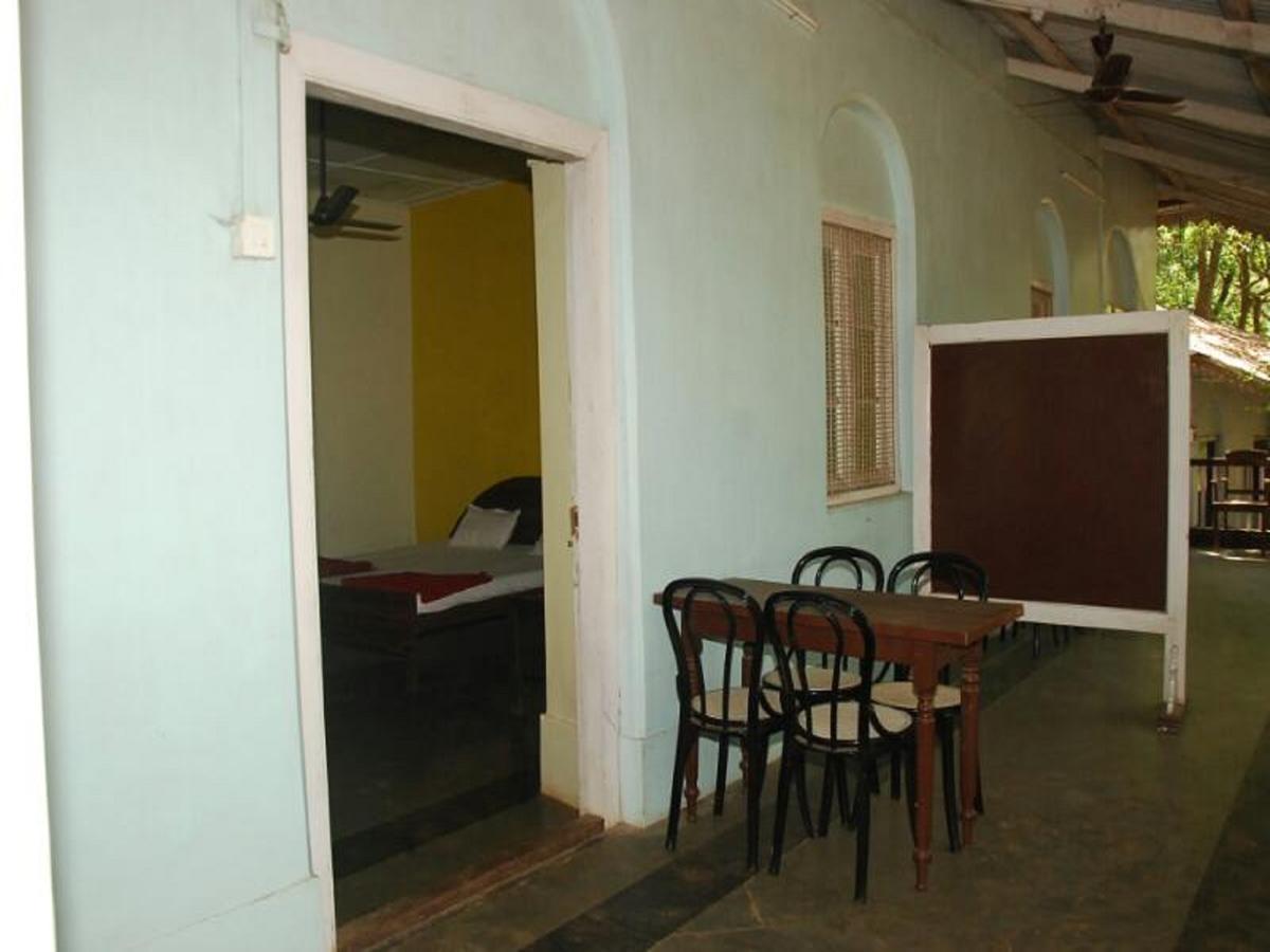 Cecil Hotel Matheran Kültér fotó